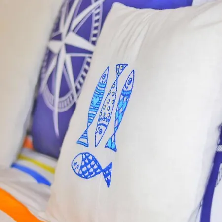 House - Da Rocha Apartment