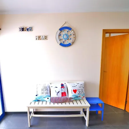 Apartment House - Da Rocha